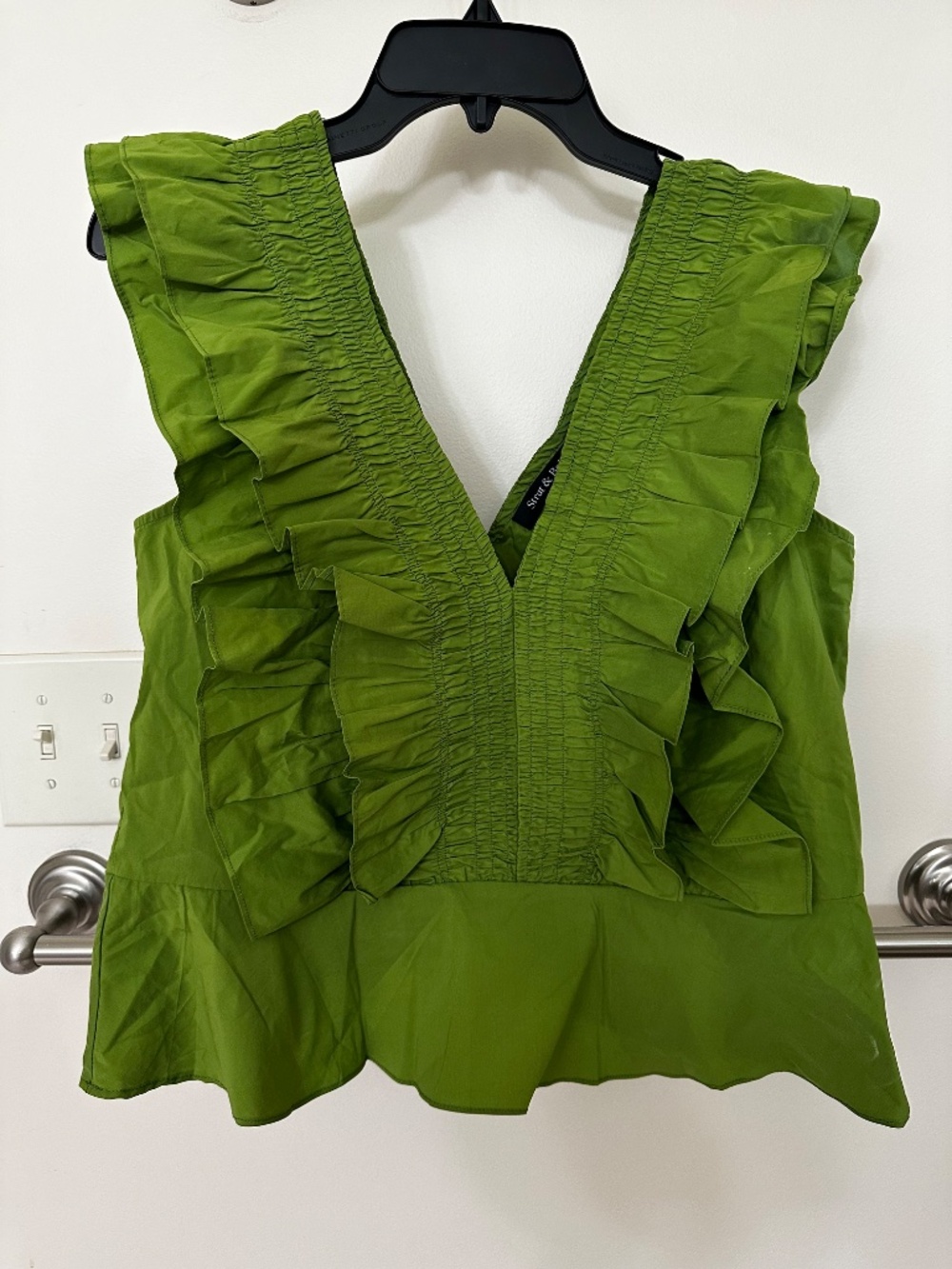 Strut & Bolt Ruffled V Neck Top - Picture 8 of 10